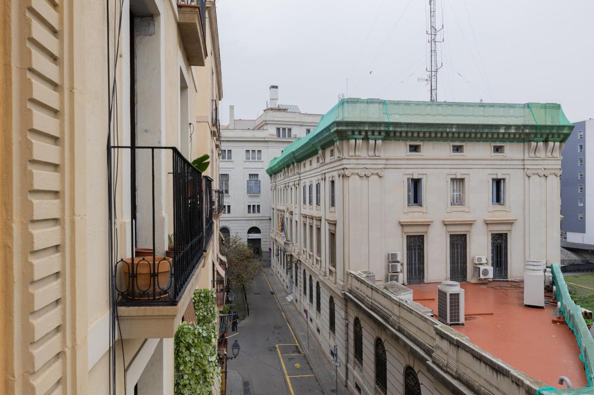 Hotel Lyon Барселона Экстерьер фото