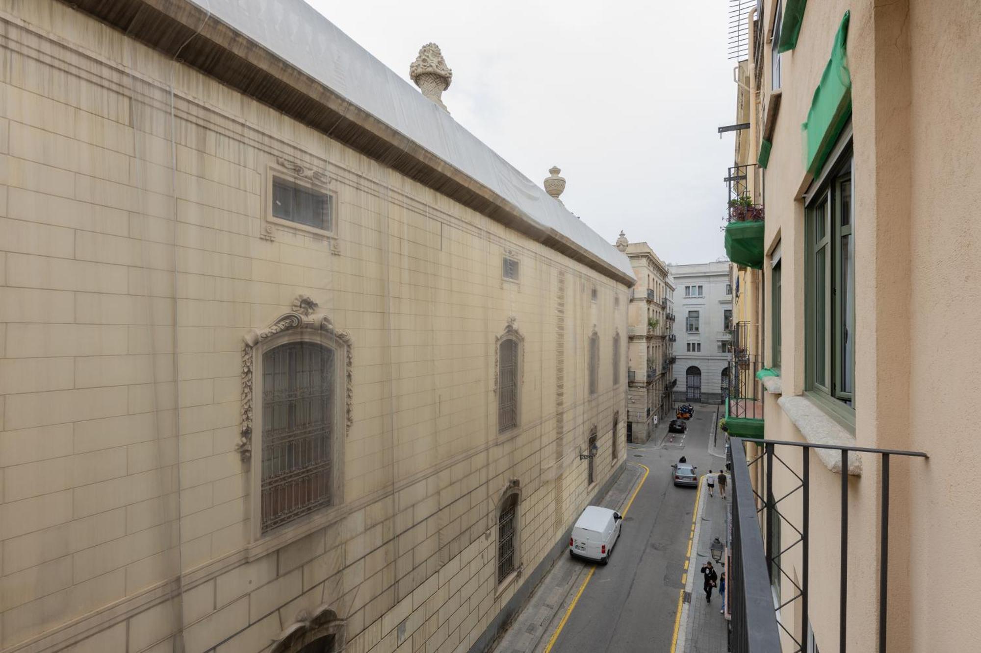Hotel Lyon Барселона Экстерьер фото